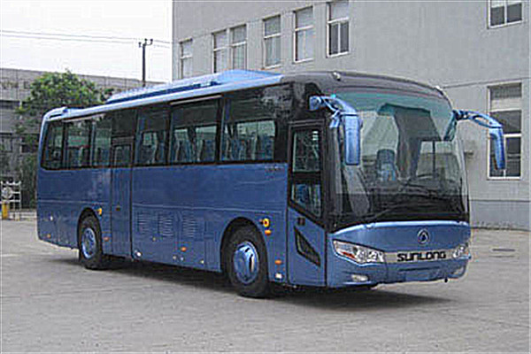 申龍SLK6118ULE0BEVS3公交車（純電動10-51座）