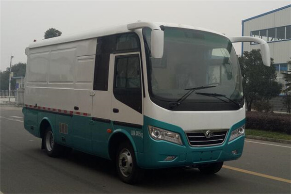 東風(fēng)超龍EQ5046XXYT6D廂式運(yùn)輸車（柴油國六2-3座）