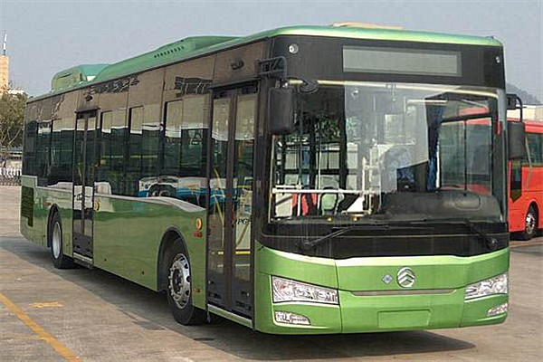 金旅XML6125JHEVS6CN插電式公交車（天然氣/電混動國六23-41座）