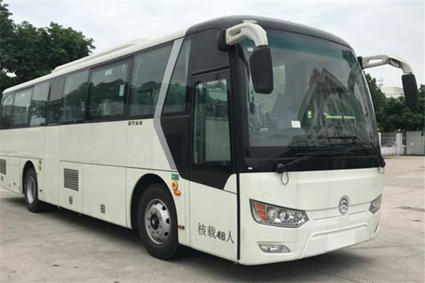 金旅XML6102JEVY0客車(chē)（純電動(dòng)24-48座）