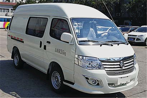 金旅XML5035XXY16廂式運(yùn)輸車（汽油國六2-5座）