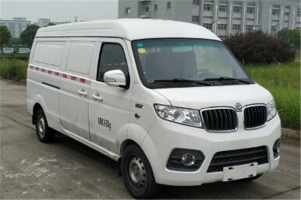 陸地方舟RQ5026XXYEVZ3廂式運(yùn)輸車(chē)（純電動(dòng)2-5座）