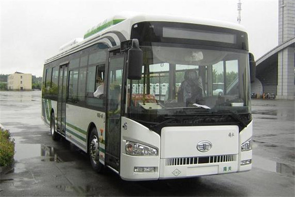 一汽CA6101URN24公交車（天然氣國五27-37座）