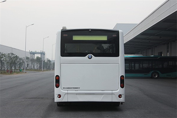 智電HYK6851GBEV低入口公交車（純電動(dòng)12-21座）