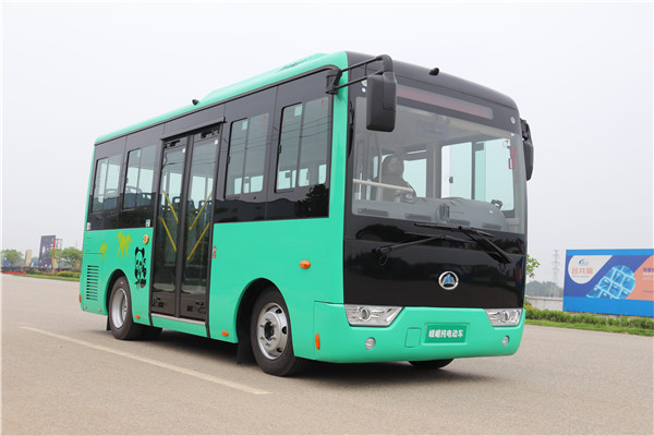 峨嵋EM6590BEVG1公交車（純電動(dòng)11-13座）