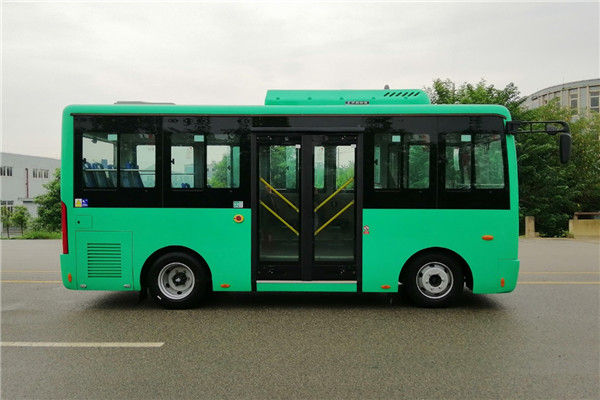 峨嵋EM6810BEVG1公交車（純電動13-27座）