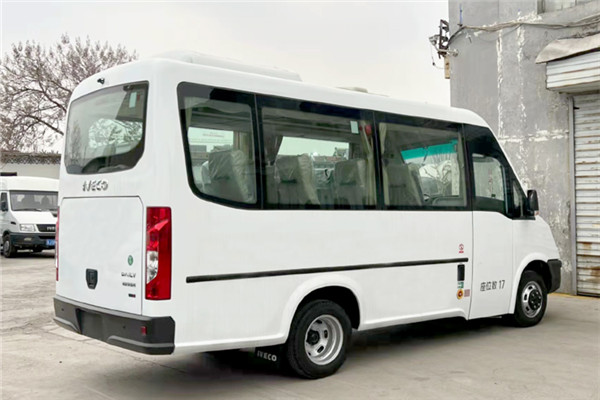 南京依維柯NJ6606LCA1客車（柴油國六10-17座）