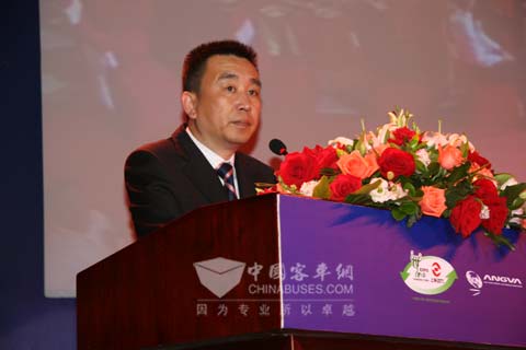 上柴動力總經(jīng)理熊偉銘致辭