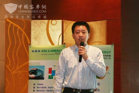 交通運(yùn)輸部汽車(chē)掛車(chē)質(zhì)量監(jiān)督檢驗(yàn)測(cè)試中心楊部長(zhǎng)